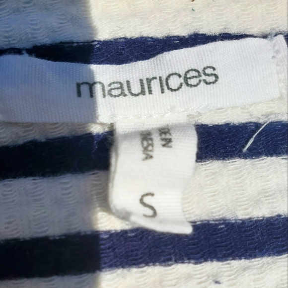 Crop top - Picture 2 of 2